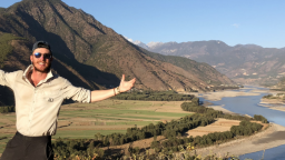 Ash Dykes at Yangtze River